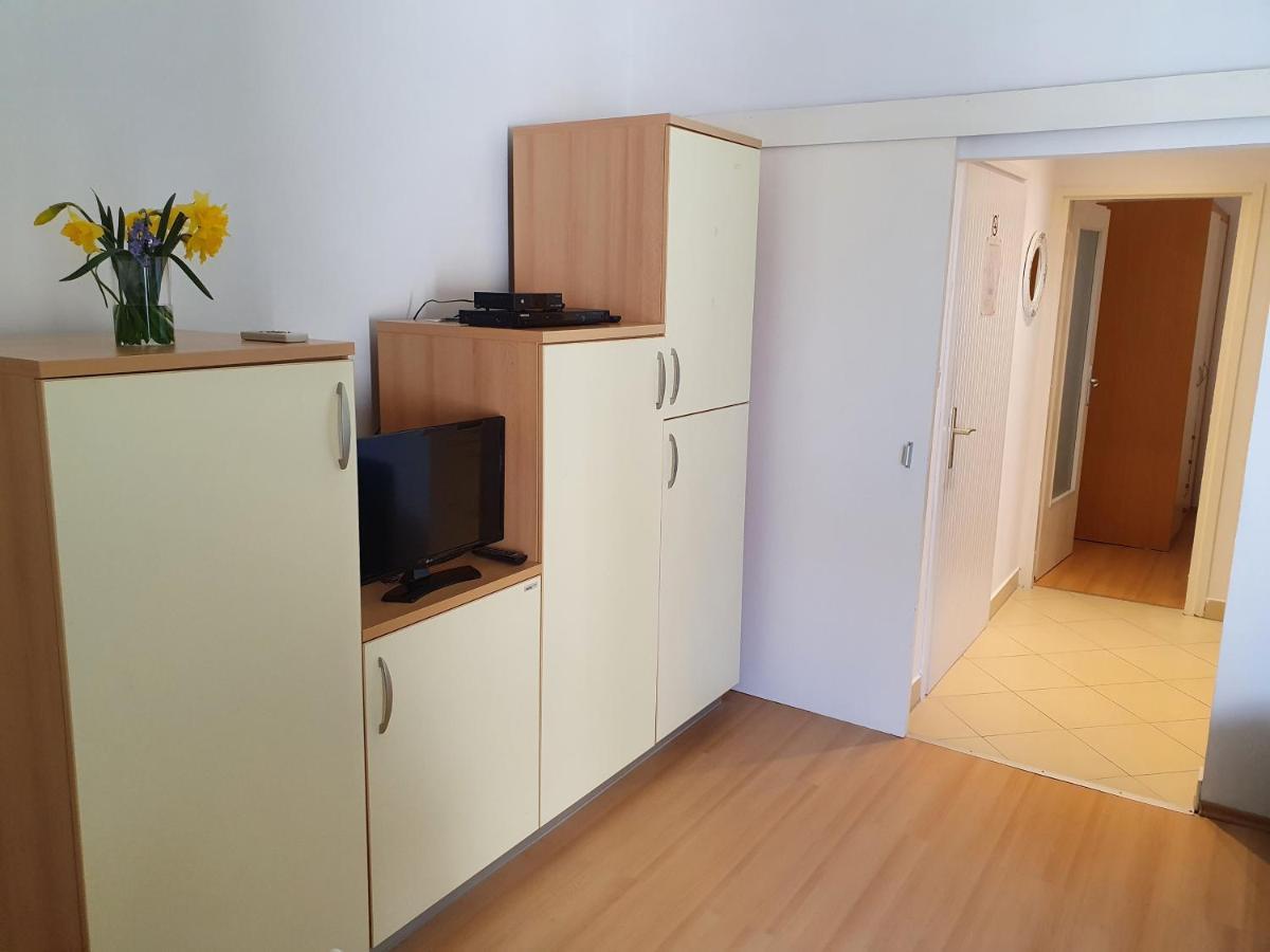 Janja Apartment Novigrad  Bagian luar foto